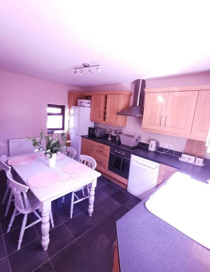 Glan-Yr-Afon Cottage Two Bedrooms Sennybridge Buitenkant foto